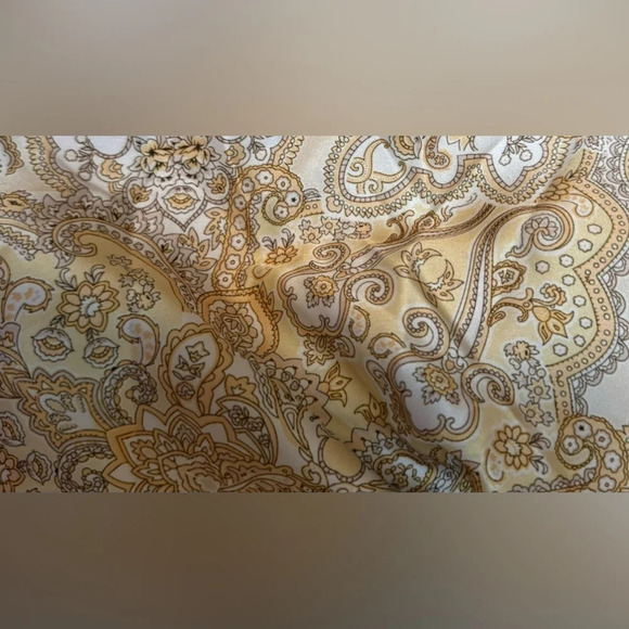 Rachel Zoe | Paisley Patchwork Tie-Back Sleeveless Blouse (L) - Picture 8 of 9